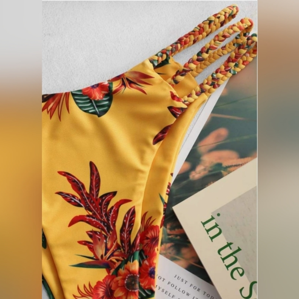🌟NWOT Luxe Tropical Mustard Yellow Two Piece Bathing Suit Size L🌟 - Picture 5 of 8